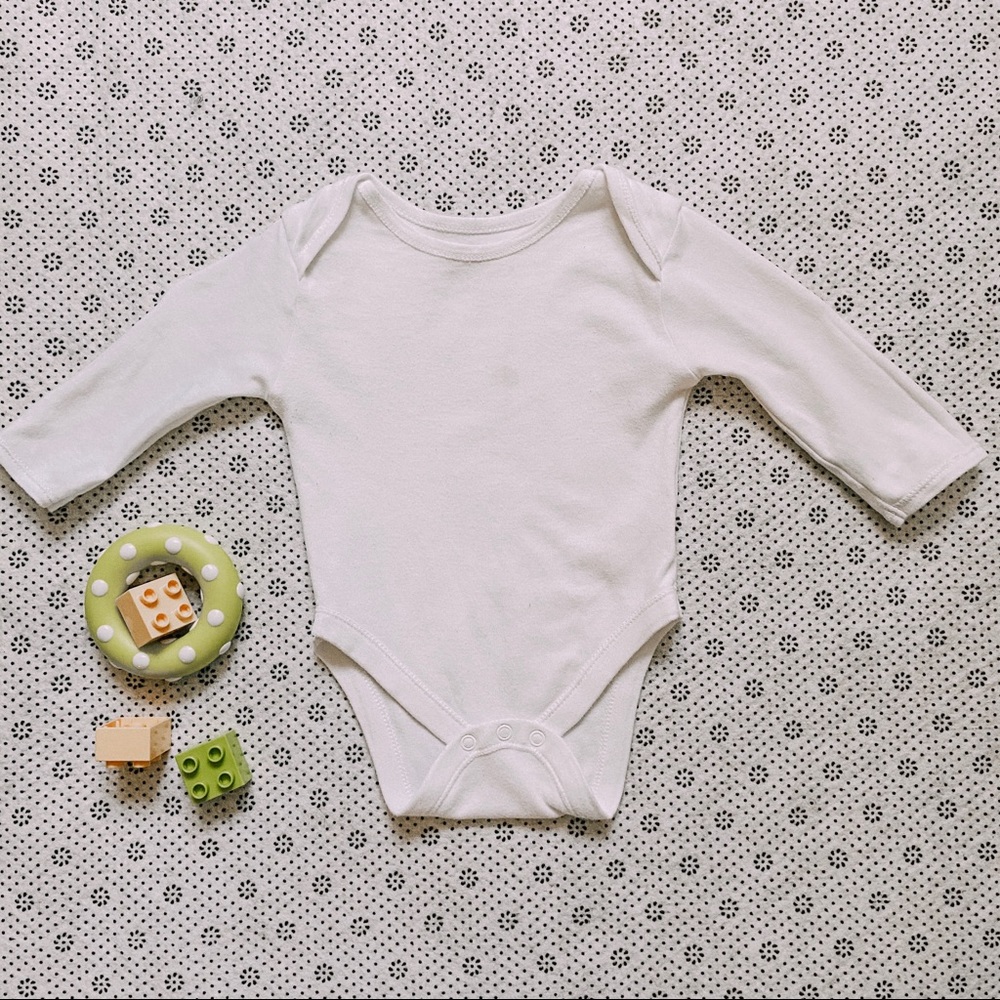 Early Days - Long Sleeved baby-suit Onesie